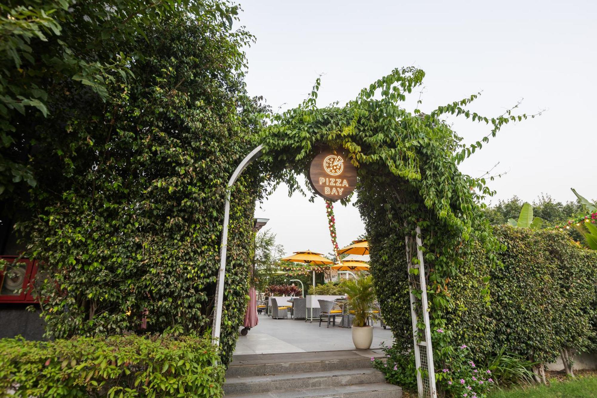 Karma Lakelands, Gurugram Gurgaon Exterior foto